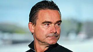 Overmars kondigt enorm grote koerswijziging aan bij Antwerp