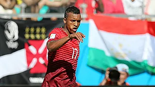 GOAL! Nani zet Portugal op voorsprong na fraaie aanval