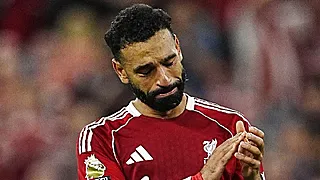Bom barst helemaal: Salah haalt Slot en Liverpool helemaal neer