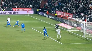 Alonso lacht in vuistje: Real blameert zich tegen tweedeklasser