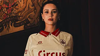 Antwerp stelt nieuwe uitshirt voor met verrassende gast