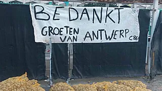 Club Brugge reageert op spandoek Antwerp-fans 