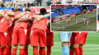 Zwitserland wint: 20-jarige sensatie sloopt Bosnische muur