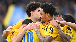 Westerlo klopt Charleroi na bizarre rode kaart