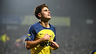 Union zet druk op concurrentie, Genk doet dramatische zaak