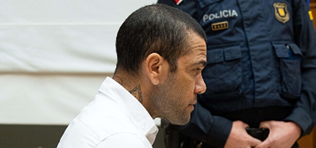 Dani Alves in tranen bij nakende celstraf: 'Daad van vernedering'