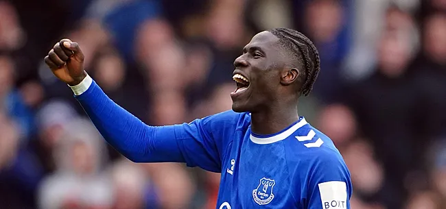 'Everton hangt aanzienlijk prijskaartje rond Onana'