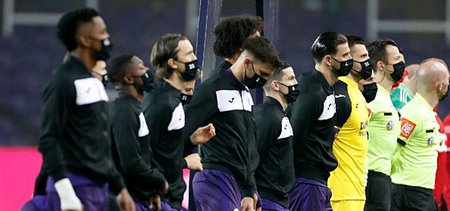 Foto: Anderlecht-titularis 'gebroken man' na Clasico
