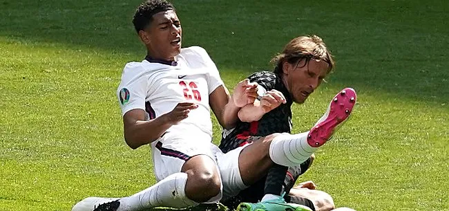 Image: https://www.voetbalimages.be/media/fotos/650x305/0/Bellingham-Modric-16-06-2021.webp