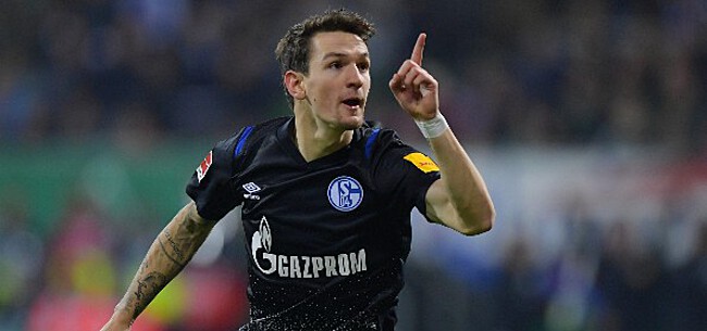 Schalke bezwijkt onder druk en breekt met Gazprom