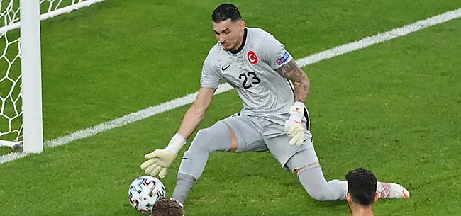 Image: https://www.voetbalimages.be/media/fotos/650x305/0/Cakir-Turkije-16-06-2021.webp