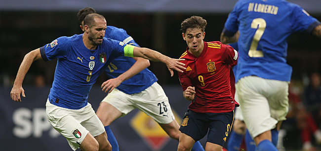 Spanje verzekert zich van finale en maakt einde aan ongeslagen reeks Italië