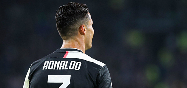 Cristiano Ronaldo verrast met 'nieuwe look' 🎥