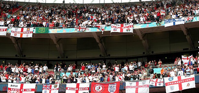 Foto: Engelse fans tonen opnieuw slechtste kant