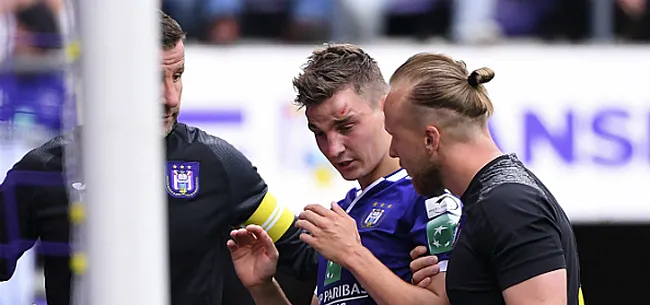 Image: https://www.voetbalimages.be/media/fotos/650x305/0/Gerkens-blessure-Anderlecht-2-01-09-2019.jpg