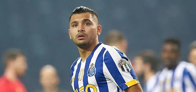 Image: https://www.voetbalimages.be/media/fotos/650x305/0/Jesus-Corona-Porto-27-03-2021.webp