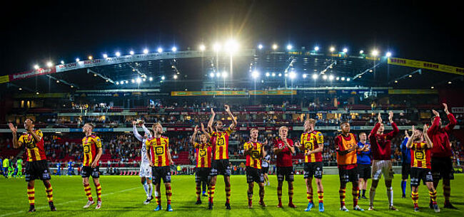 Foto: Broer Amuzu versiert contract bij KV Mechelen