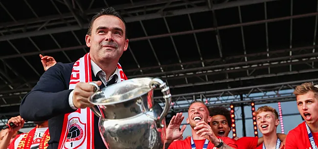 Overmars doet onthulling over nakende mercato Antwerp