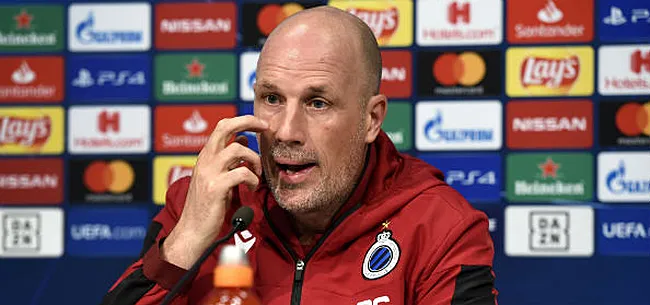 Foto: 'Clement verrast en wijst basispion naar de bank voor CL-kraker'