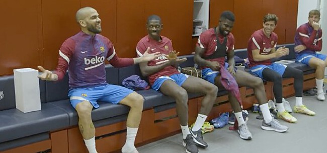 Alves trekt Barça-kleedkamer meteen naar zich toe