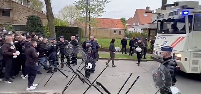 Grieken overspoelen Brugge: politie grijpt eerste keer in