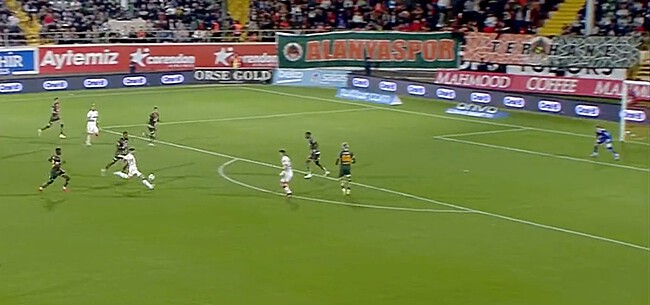 Goal + assist: Mertens verstuurt sollicitatiebrief aan Tedesco