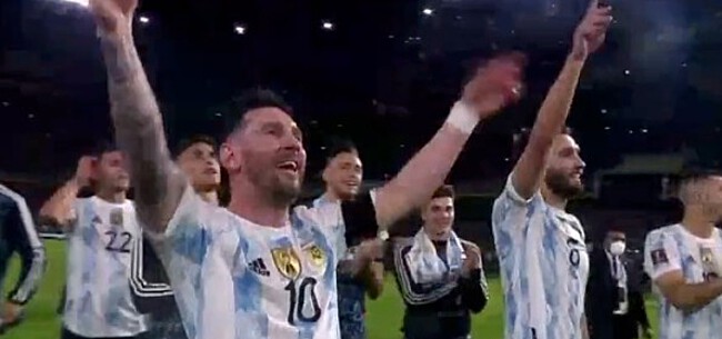 Opvallend beeld Messi gaat wereld rond