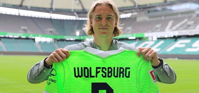 Foto: Bornauw voorgesteld bij Wolfsburg, Anderlecht profiteert
