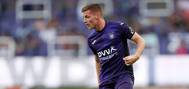 Image: https://www.voetbalimages.be/media/fotos/650x305/0/Sergio-Gomez-Anderlecht-10-08-2022.jpg