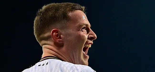 Image: https://www.voetbalimages.be/media/fotos/650x305/0/Sergio-Gomez-Anderlecht-14-12-2021.jpg
