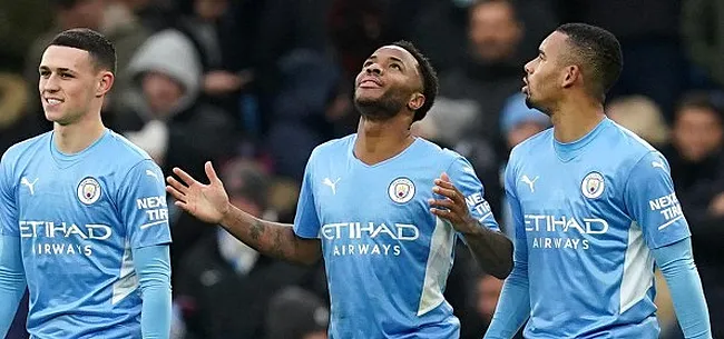 Man City voert druk op met discutabele zege