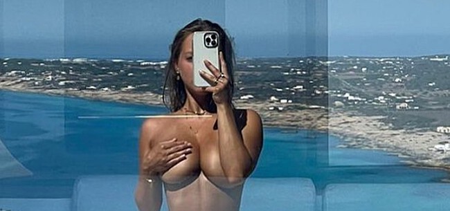 Luna Stevens zet Instagram voor schut met perfecte rondingen