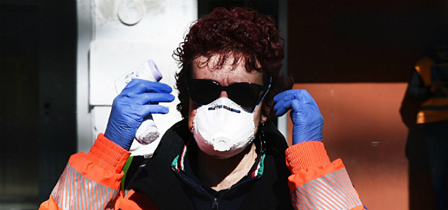 Anderlecht lanceert mondmaskers en doneert aan ziekenhuis
