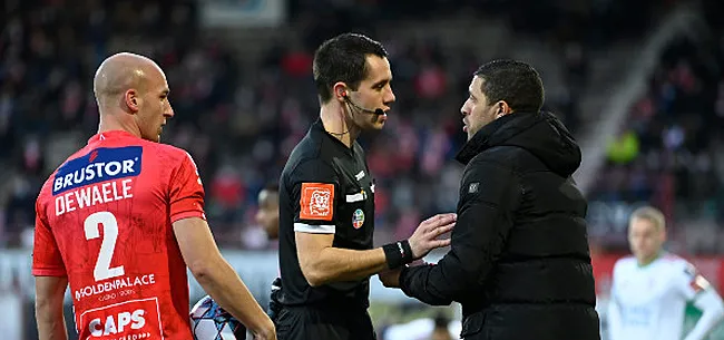 Image: https://www.voetbalimages.be/media/fotos/650x305/0/Vergote-Dewaele-Belhocine-KV-Kortrijk-11-12-2021.webp