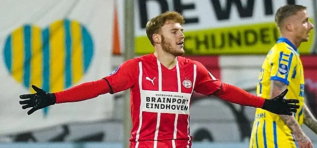 Image: https://www.voetbalimages.be/media/fotos/650x305/0/Vertessen-vieren-PSV-19-12-2021.jpg