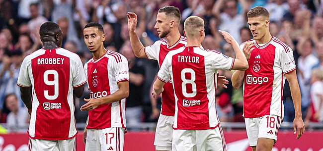 'Bom barst helemaal: nog twee vertrekkers bij Ajax'
