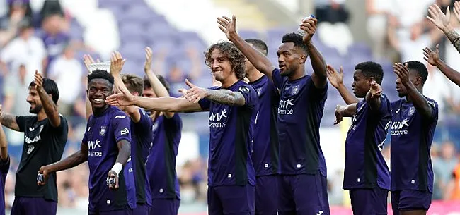 Kranten zien twee grote uitblinkers bij vernieuwd Anderlecht