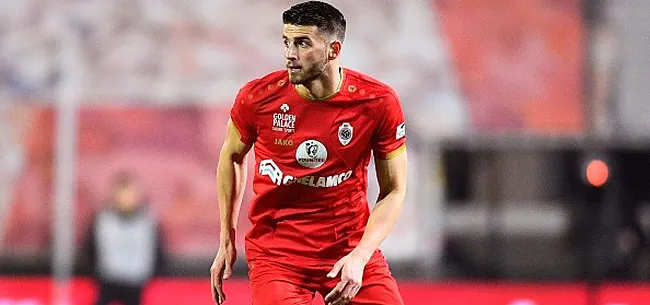 Image: https://www.voetbalimages.be/media/fotos/650x305/0/Wesley-Hoedt-Antwerp-22-09-2020.jpg