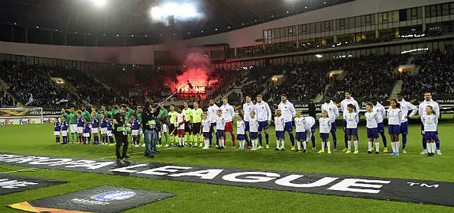 Gent-hooligans schoppen keet in tweede afdeling