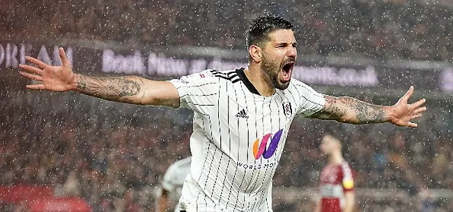 Mitrovic schenkt Fulham titel en tekent voor fenomenaal record