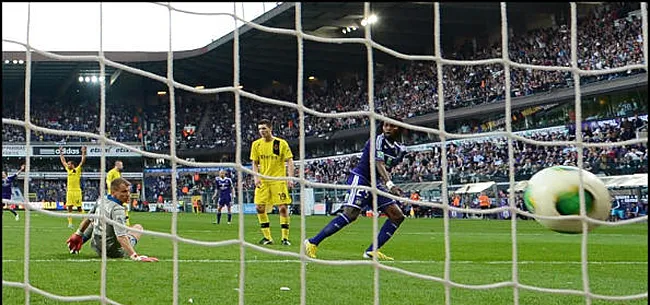 Lior Refaelov of Club Brugge KV - Behrang Safari of RSC Anderlecht