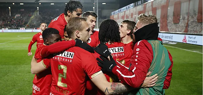 'Antwerp wil contracten openbreken, twee spelers talmen'