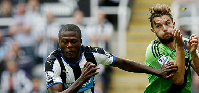 'Mbemba kan Newcastle inruilen voor Serie A'