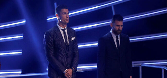 'Achterbakse' Ronaldo draait Leo Messi flinke loer
