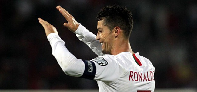Ronaldo pakt uit met vierklapper, Engeland en Kosovo serveren spektakelstuk