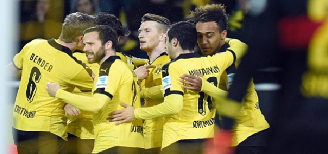 Zoveelste klap voor United en Van Gaal, Dortmund wint topper
