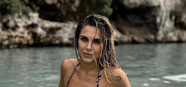Zus Mauro Icardi pronkt in bikini met geweldig lichaam op Mallorca