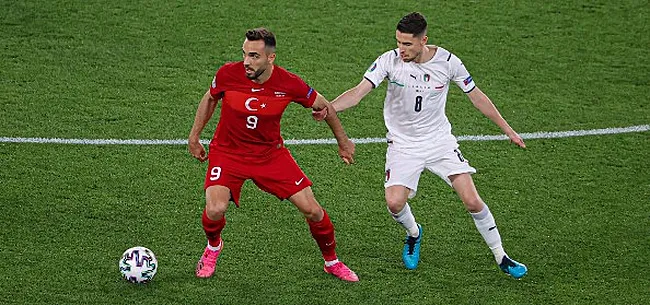 Image: https://www.voetbalimages.be/media/fotos/650x305/0/karaman-turkije-jorginho-italie.webp