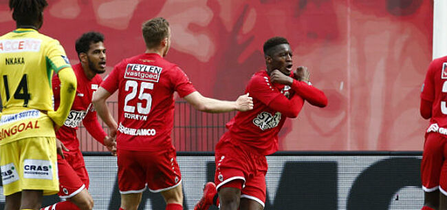 Antwerp en KV Oostende delen de punten in spektakelstuk met zes goals