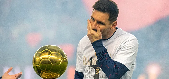 Image: https://www.voetbalimages.be/media/fotos/650x305/0/messi-goudenbal-03-12-21.jpg